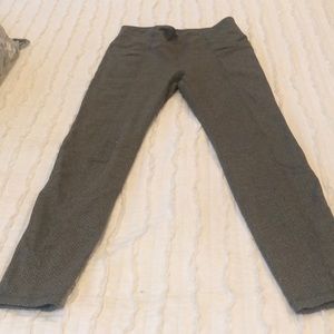 Athleta leggings with pockets!